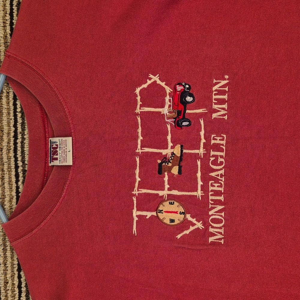 JEEP‎ Monteagle Mtn Dark Pink Embroidered Cotton USA Mens Graphic T Shirt Large